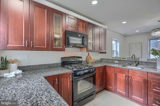 62 YORKWAY, Baltimore, MD 21222