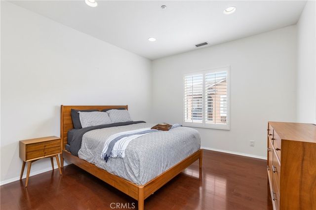 23 Poppy, Irvine, CA 92618