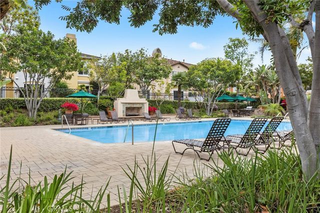 23 Poppy, Irvine, CA 92618