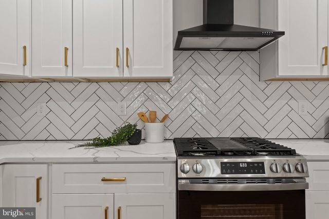 3514 FAIRVIEW AVE, Baltimore, MD 21216