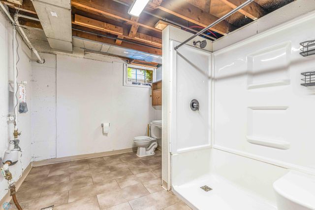 1401 7th Street N, Fargo, ND 58102