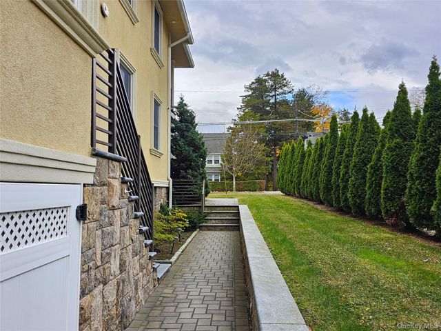 49 Greenridge Avenue, White Plains, NY 10605
