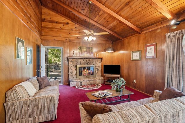 3370 Lakewood Dr, Arnold, CA 95223