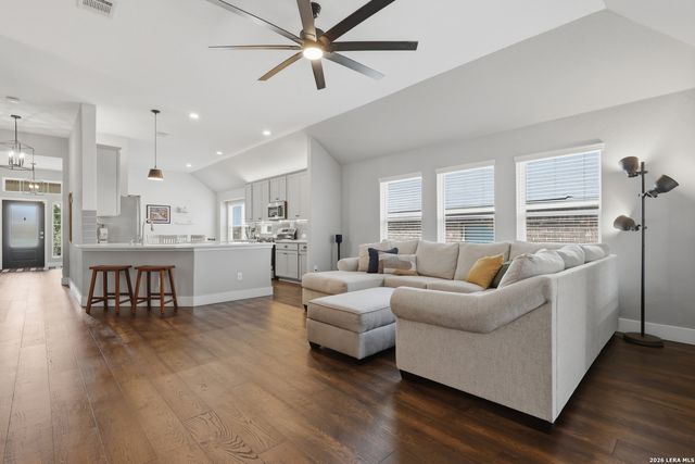 5947 Akin Run, San Antonio, TX 78261