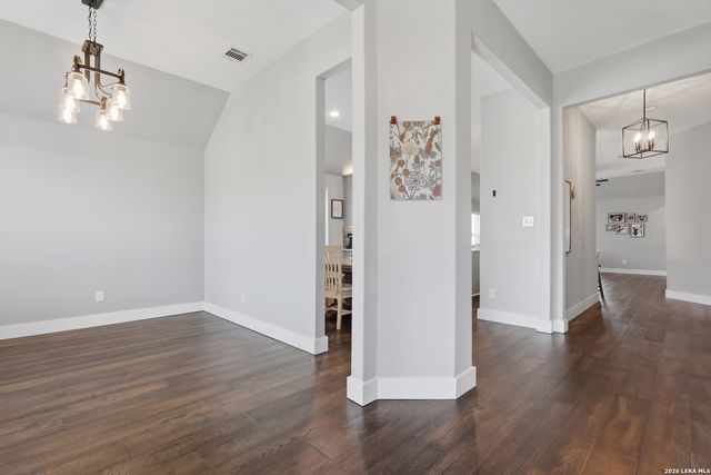 5947 Akin Run, San Antonio, TX 78261