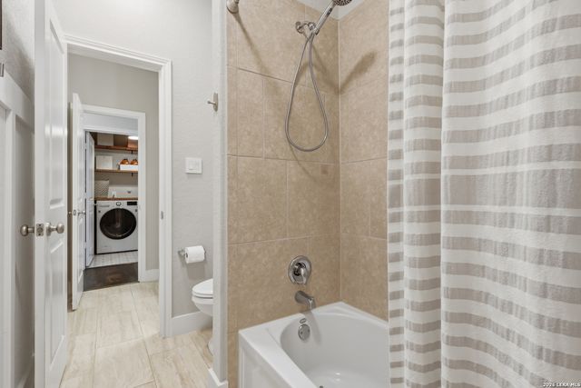5947 Akin Run, San Antonio, TX 78261