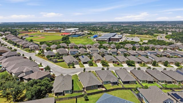 5947 Akin Run, San Antonio, TX 78261