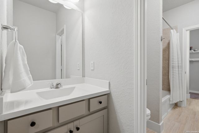 5947 Akin Run, San Antonio, TX 78261