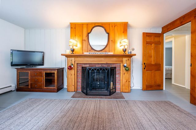 264 MA-28, Harwich, MA 02645