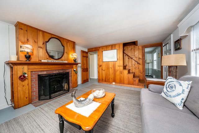 264 MA-28, Harwich, MA 02645