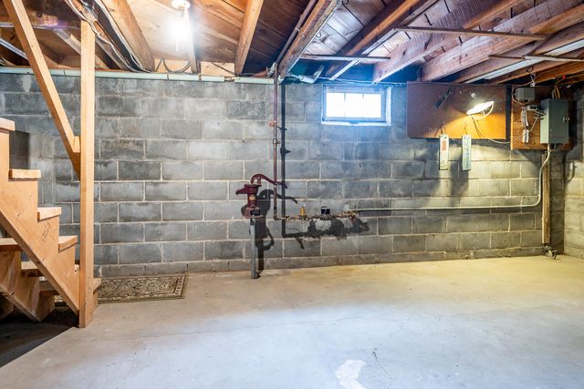 264 MA-28, Harwich, MA 02645