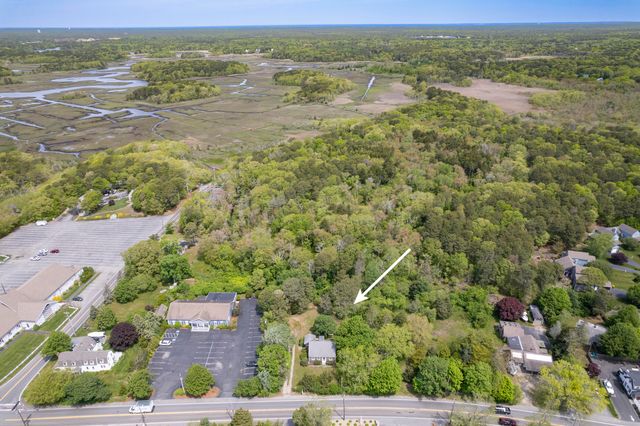 264 MA-28, Harwich, MA 02645