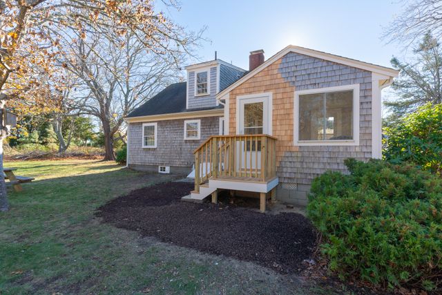 264 MA-28, Harwich, MA 02645