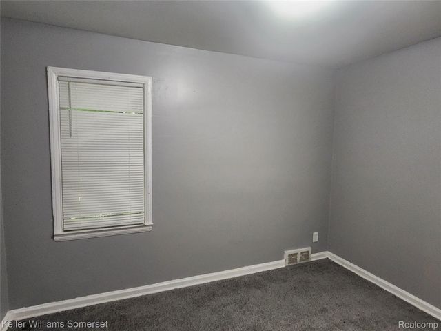 9116 Hartwell Street, Detroit, MI 48228