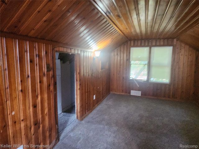 9116 Hartwell Street, Detroit, MI 48228