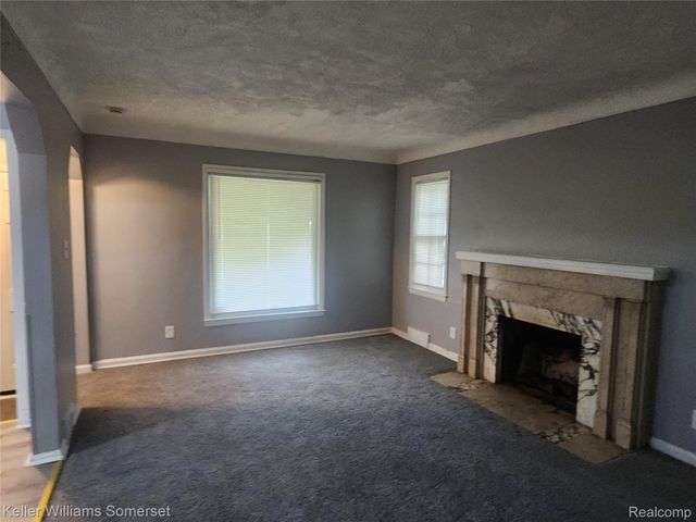 9116 Hartwell Street, Detroit, MI 48228