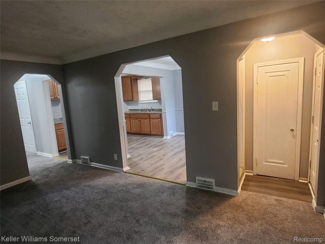 9116 Hartwell Street, Detroit, MI 48228