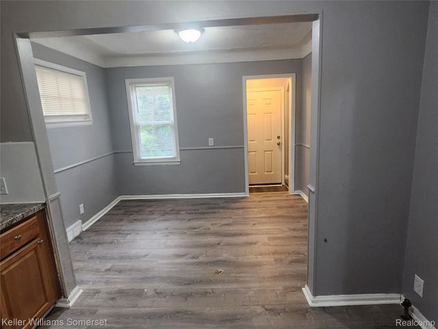 9116 Hartwell Street, Detroit, MI 48228