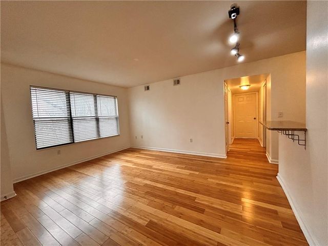 935 Washington Street 104, Kansas City, MO 64105