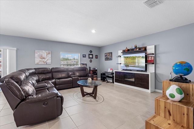 397 WHITE HERON WAY, St Cloud, FL 34772