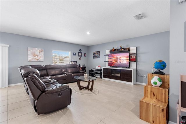 397 WHITE HERON WAY, St Cloud, FL 34772