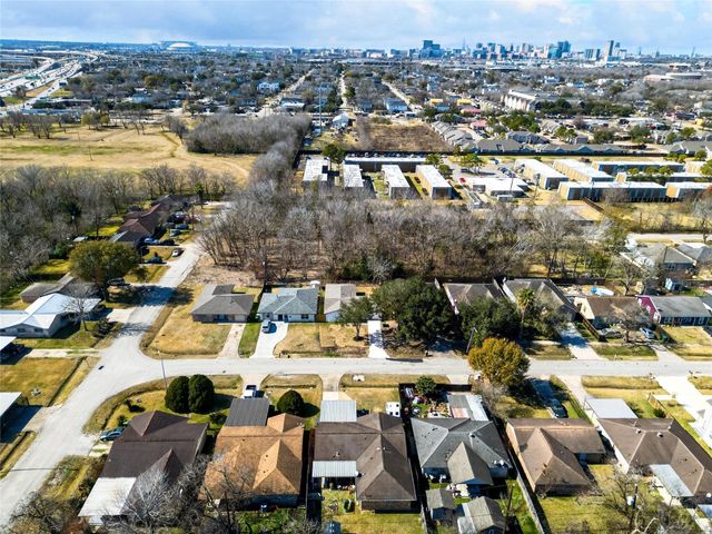 7338 Conley Street, Houston, TX 77021