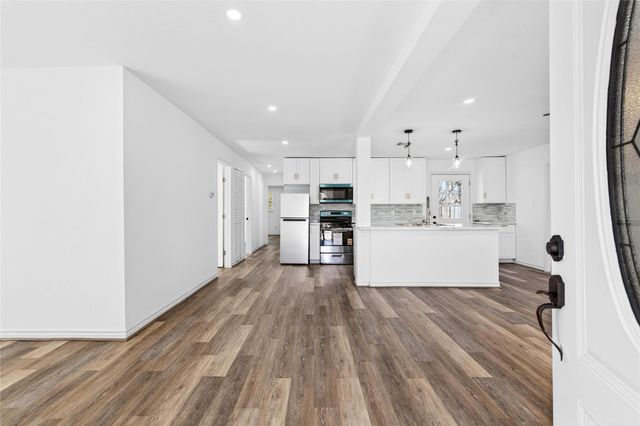 7338 Conley Street, Houston, TX 77021