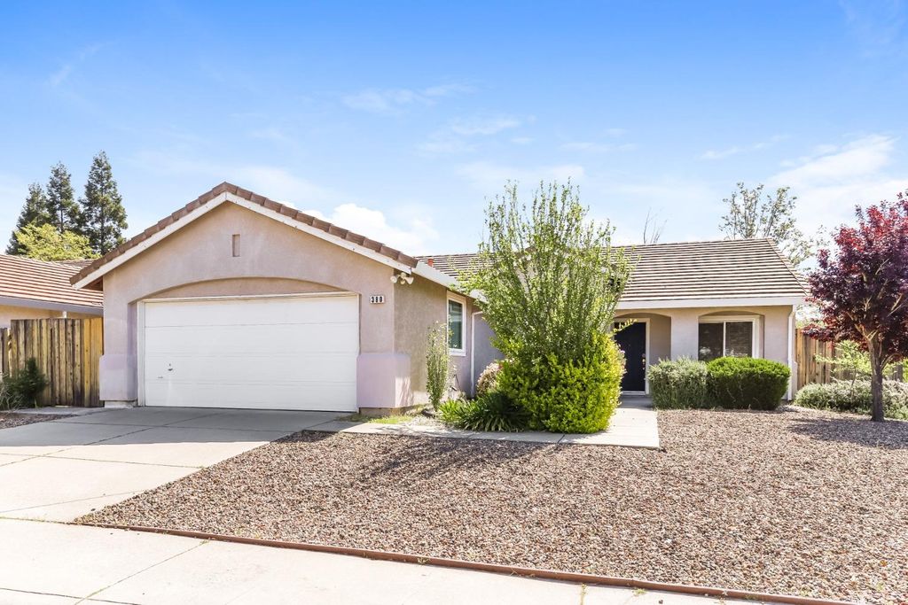 380 Gardner Ct, Folsom, CA 95630