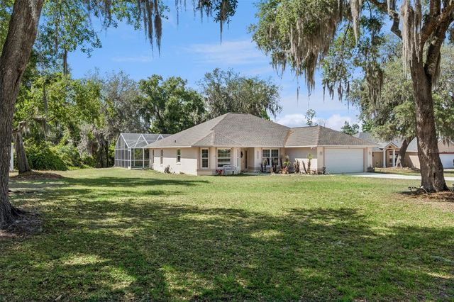 35401 WILLOW CIRCLE, Fruitland Park, FL 34731
