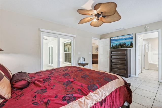 35401 WILLOW CIRCLE, Fruitland Park, FL 34731