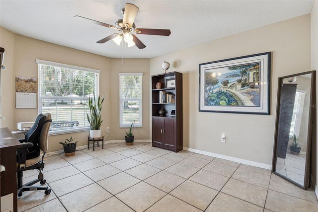 35401 WILLOW CIRCLE, Fruitland Park, FL 34731