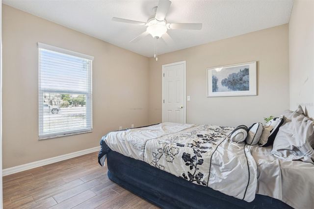 35401 WILLOW CIRCLE, Fruitland Park, FL 34731