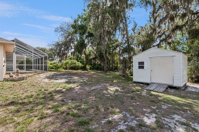 35401 WILLOW CIRCLE, Fruitland Park, FL 34731