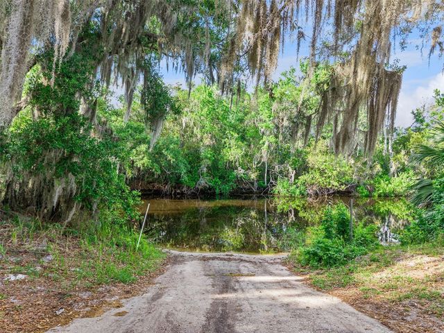 35401 WILLOW CIRCLE, Fruitland Park, FL 34731