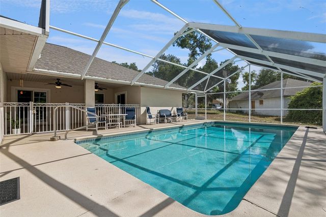 35401 WILLOW CIRCLE, Fruitland Park, FL 34731