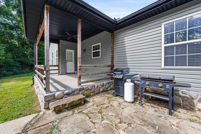 1 Halvergate Lane, Bella Vista, AR 72715