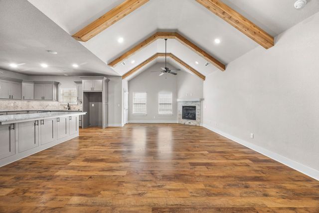 1 Halvergate Lane, Bella Vista, AR 72715