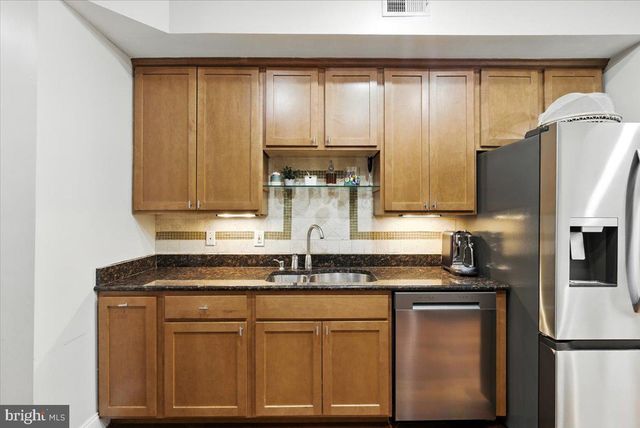 1711 S HANOVER ST, Baltimore, MD 21230