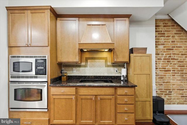 1711 S HANOVER ST, Baltimore, MD 21230