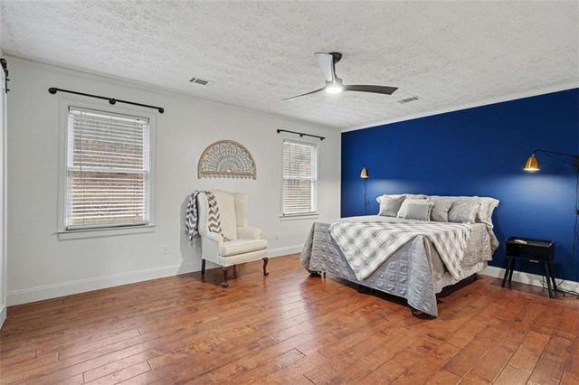 231 Breeze Hill Lane, Canton, GA 30114