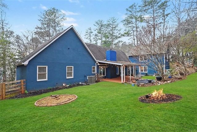 231 Breeze Hill Lane, Canton, GA 30114