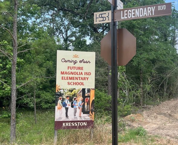 26273 E Outrider Banks Circle, Montgomery, TX 77316