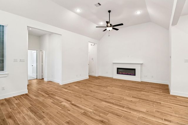 26273 E Outrider Banks Circle, Montgomery, TX 77316