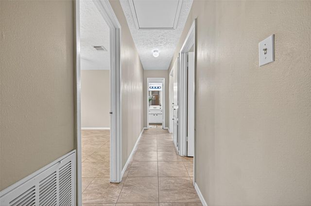 23919 Farm Hill Road, Spring, TX 77373