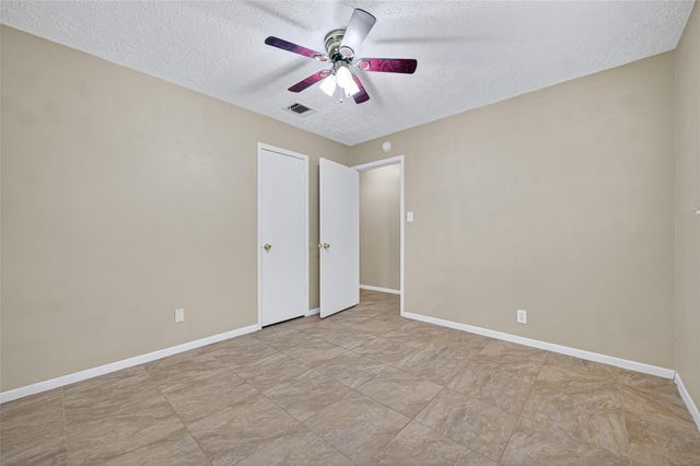 23919 Farm Hill Road, Spring, TX 77373