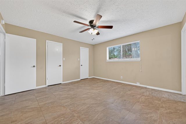 23919 Farm Hill Road, Spring, TX 77373