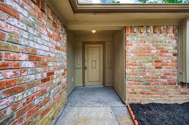 23919 Farm Hill Road, Spring, TX 77373