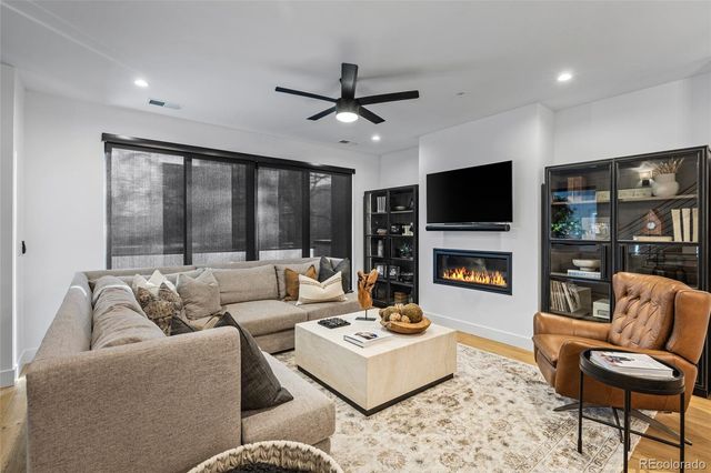 2475 Walnut Street, Boulder, CO 80302