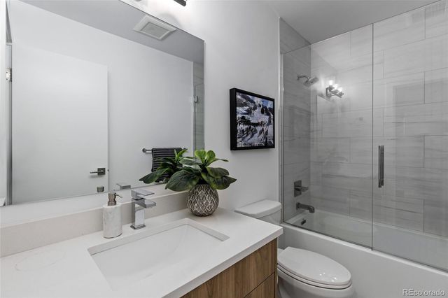 2475 Walnut Street, Boulder, CO 80302