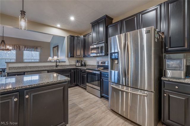 165 Lakeland Way, Aurora, OH 44202